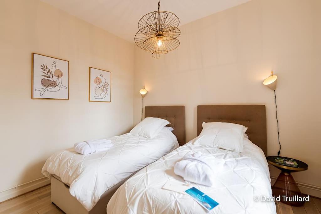 Suites Mana - Matahina Avec Vue Superbe Sur La Place Ducale Et Parking Prive Inclus Charleville-Mézières Exterior foto